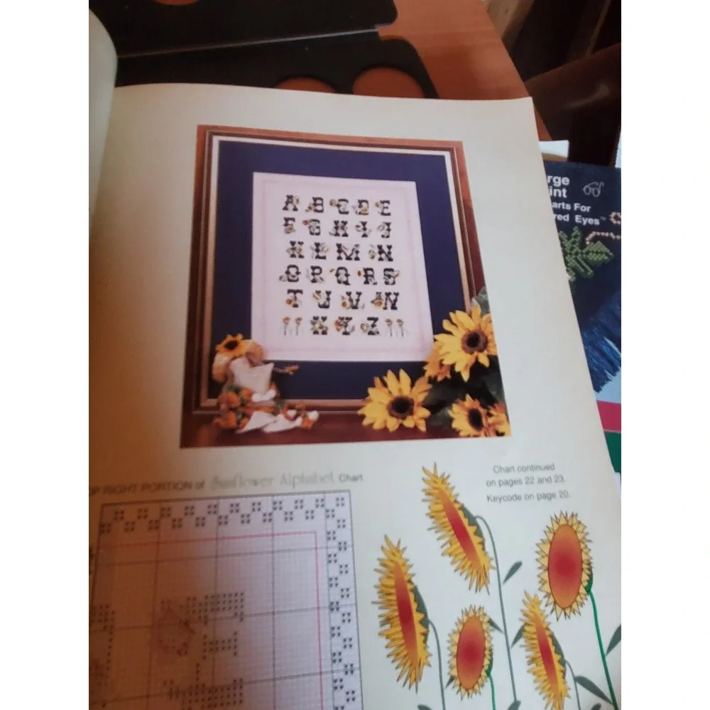 Lot 6 The Cross Stitcher Magazines 1994 Cross Stitch Charts Magazines Christmas